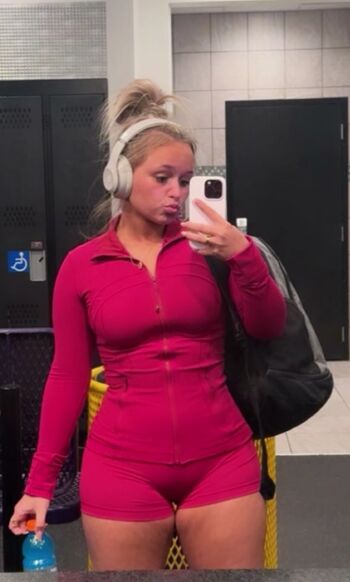 Full leaked Hannah poolle private onlyfans photo