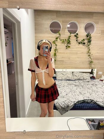 Full leaked Hannah ray private onlyfans photo
