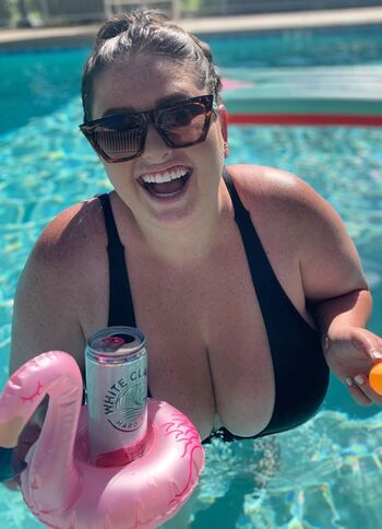 Full leaked Hannah rhodes private onlyfans photo