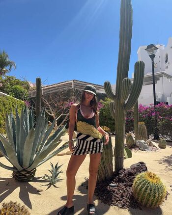 Full leaked Hannah schlenker page private onlyfans photo