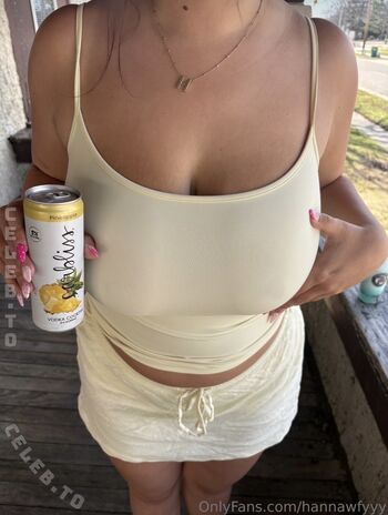 Full leaked Hannawfyyy private onlyfans photo
