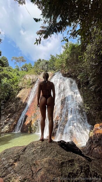 Full leaked Happyluna private onlyfans photo