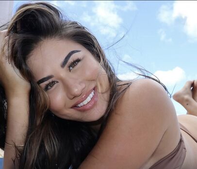 Full leaked Hawaii baddies private onlyfans photo