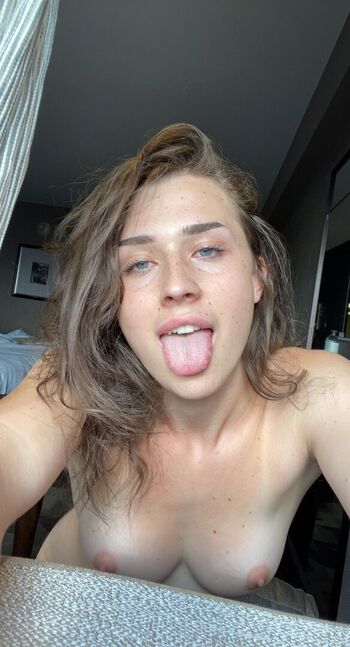 Full leaked Hazellush private onlyfans photo