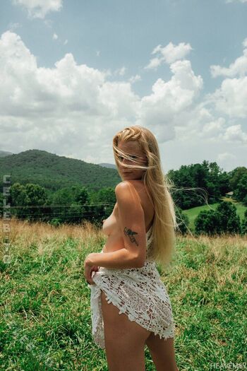 Full leaked Heavemly private onlyfans photo
