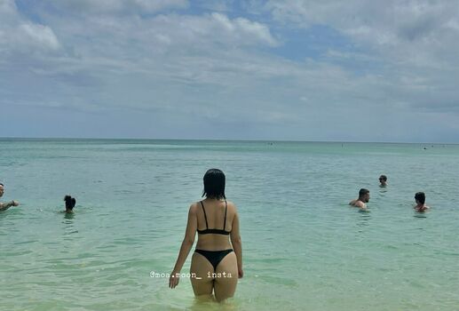 Full leaked Heeheemoon private onlyfans photo