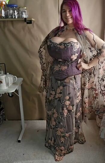Full leaked Heidi corinne private onlyfans photo