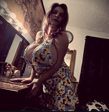 Full leaked Heidi corinne private onlyfans photo