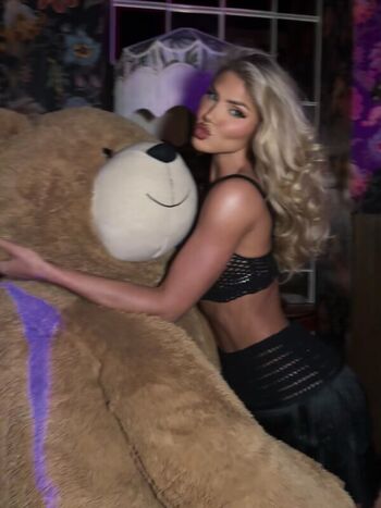 Full leaked Heidi golznig private onlyfans photo