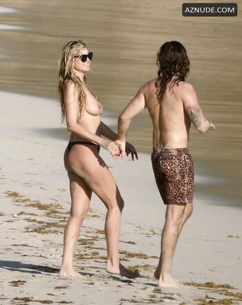 Full leaked Heidi klum  page private onlyfans photo