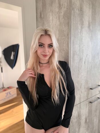 Full leaked Helenakingsoul page private onlyfans photo