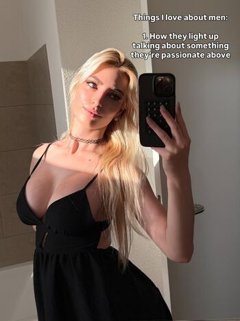 Full leaked Helenakingsoul private onlyfans photo