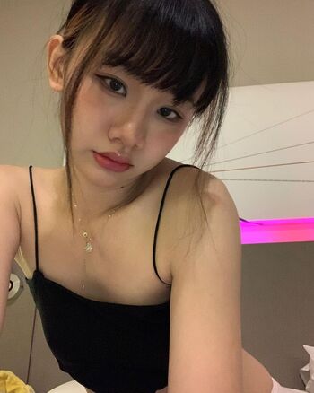 Full leaked Helenyan page private onlyfans photo