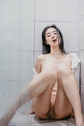 Full leaked Hellorina private onlyfans photo