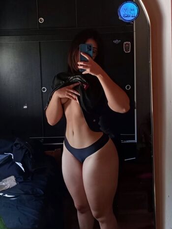 Full leaked Hentamoongrl private onlyfans photo