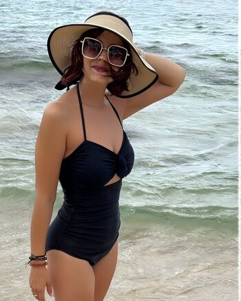 Full leaked Hey pooks private onlyfans photo