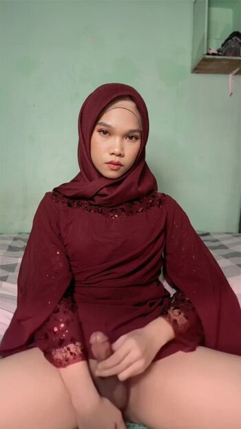 Full leaked Hijab soffia private onlyfans photo