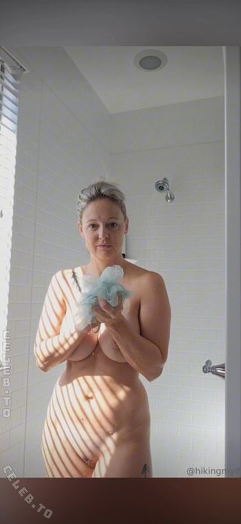 Full leaked Hiking mylf  page private onlyfans photo