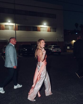 Full leaked Hilary duff page private onlyfans photo