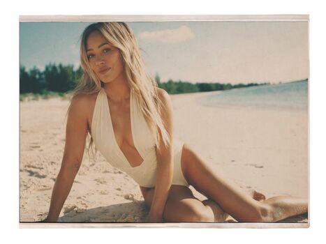 Full leaked Hillary duff page private onlyfans photo