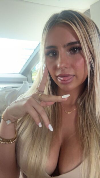 Full leaked Hippicam page private onlyfans photo