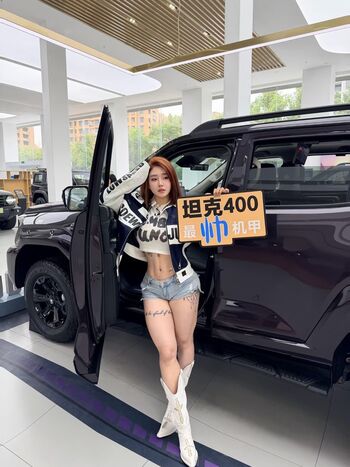 Full leaked Hitomi songyuxin private onlyfans photo