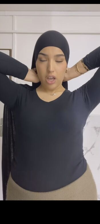 Full leaked Hnynnaa private onlyfans photo