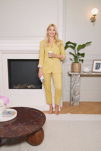 Full leaked Holly willoughby page private onlyfans photo