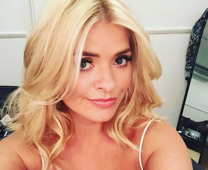 Full leaked Holly willoughby page private onlyfans photo