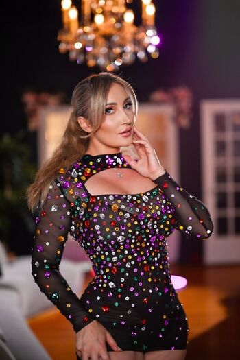 Full leaked Holly wolf  page private onlyfans photo