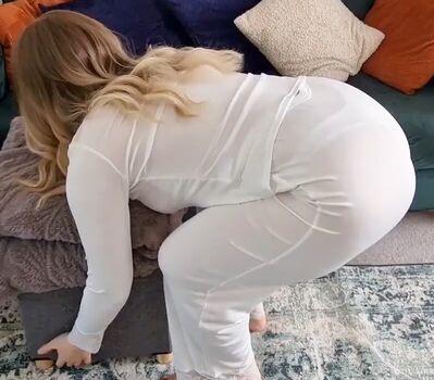 Full leaked Homemaking private onlyfans photo