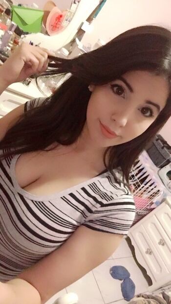 Full leaked Honeydewfawn private onlyfans photo