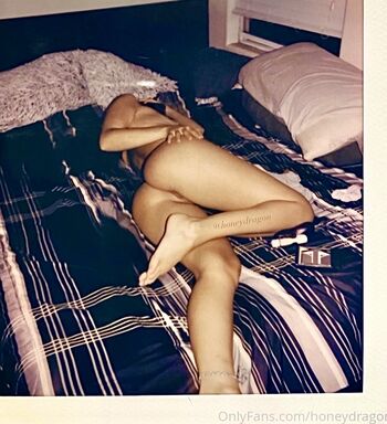 Full leaked Honeydragon private onlyfans photo
