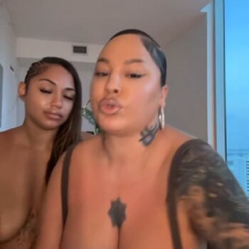 Full leaked Honeydrip page private onlyfans photo
