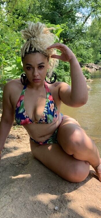 Full leaked Honeyhumble private onlyfans photo