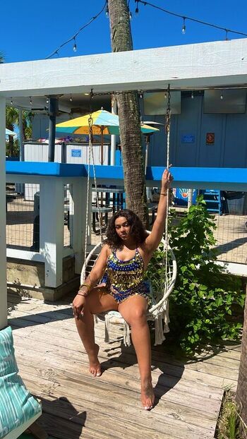 Full leaked Honeyhumble private onlyfans photo