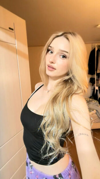 Full leaked Honeypuu  page private onlyfans photo