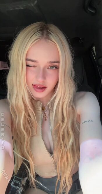 Full leaked Honeypuu private onlyfans photo