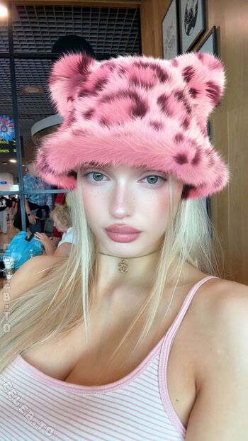 Full leaked Honeypuu  page private onlyfans photo