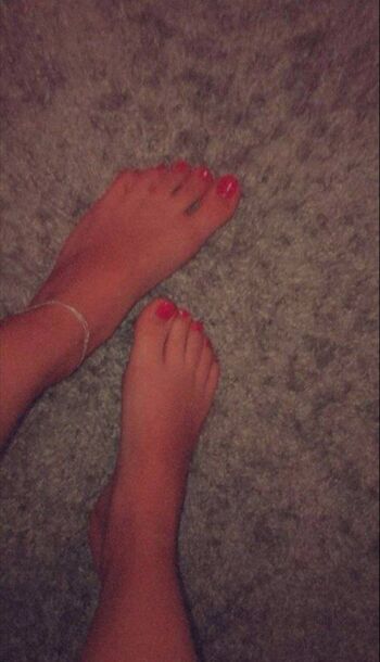 Full leaked Honeypuu private onlyfans photo