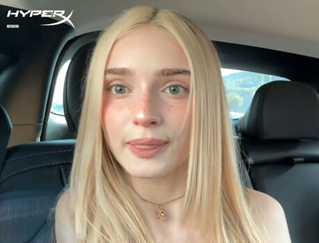 Full leaked Honeypuu private onlyfans photo
