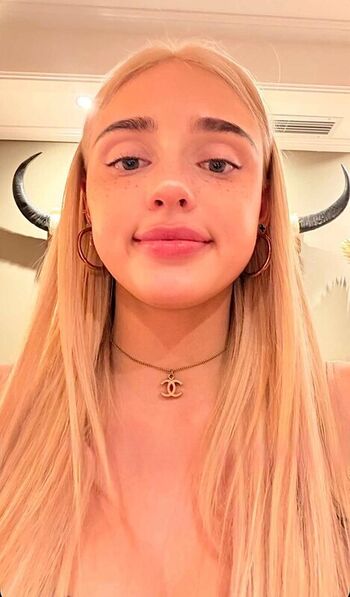 Full leaked Honeypuu  page private onlyfans photo