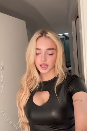 Full leaked Honeypuu  page private onlyfans photo
