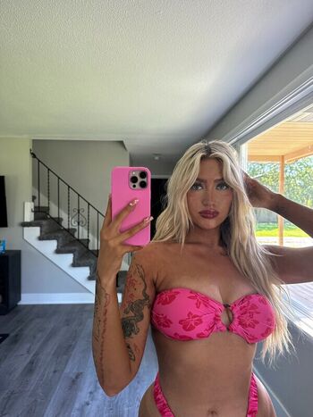 Full leaked Honeyrhiii private onlyfans photo