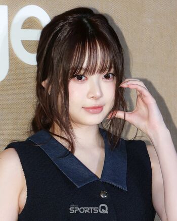 Hong Eunchae 홍은채