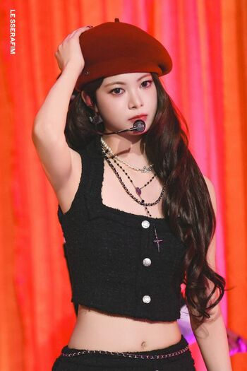 Hong Eunchae 홍은채 | LESSERAFIM