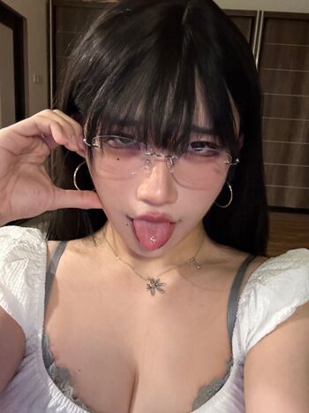Full leaked Hongbin private onlyfans photo