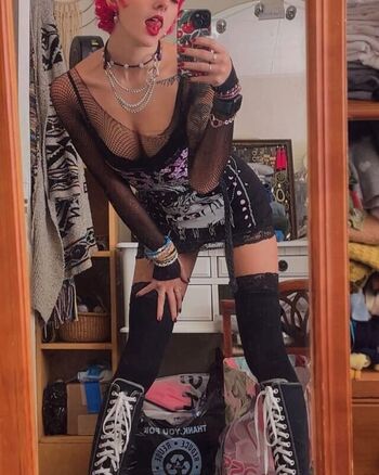Full leaked Honicomblove private onlyfans photo
