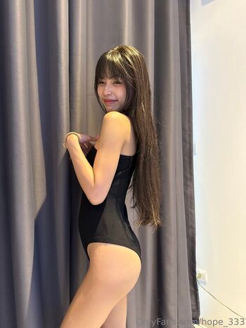 Full leaked Candylion / private onlyfans photo