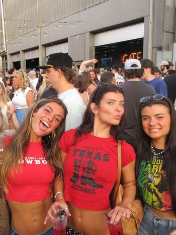 Full leaked Hopie schlenker page private onlyfans photo